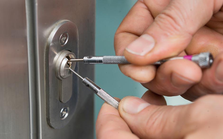 ouvrir une porte blindée fermée à clef Clamart
