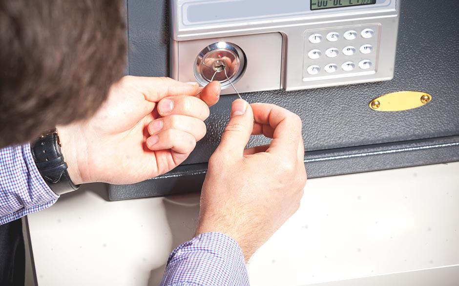 ouvrir une porte bloquée Montgeron